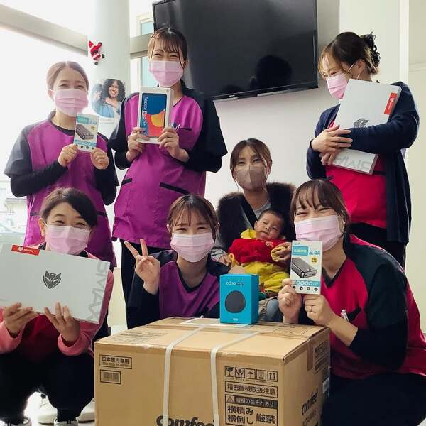 今年も、クリスマスプレゼントを渡す事ができました。  一年悩みながら、プレゼントを用意する一大行事です。  プレゼントに喜んでもらえて、疲れが癒されました。